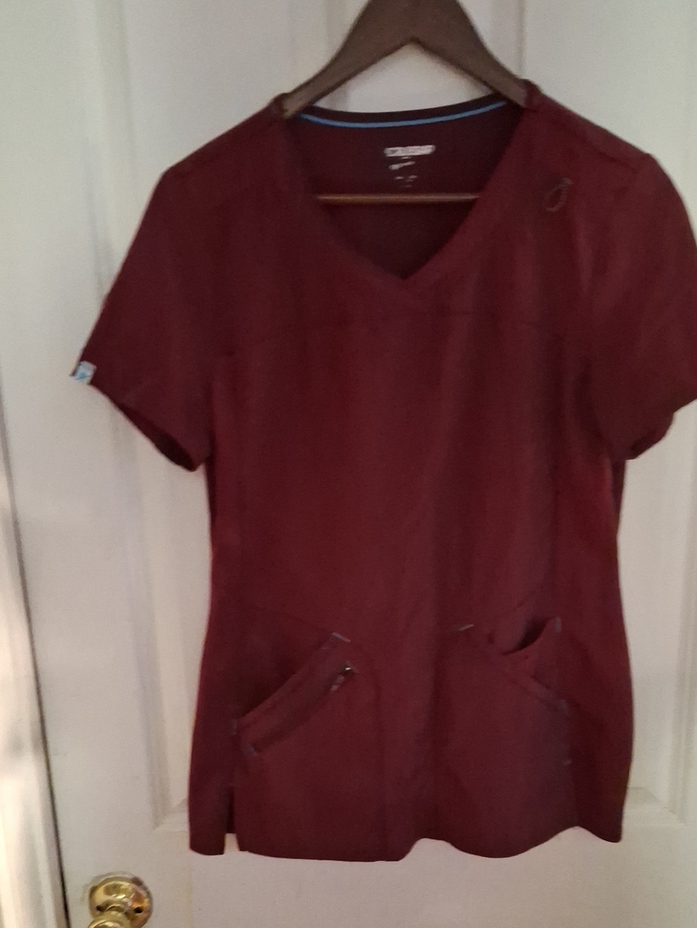 Scrubstar Women's Short Sleeve V-Neck Top in Burgundy